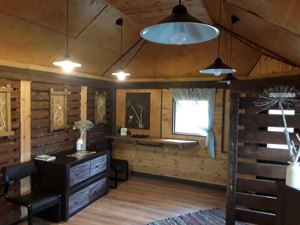 Alejas Namins Villa Jurgi Екстериор снимка